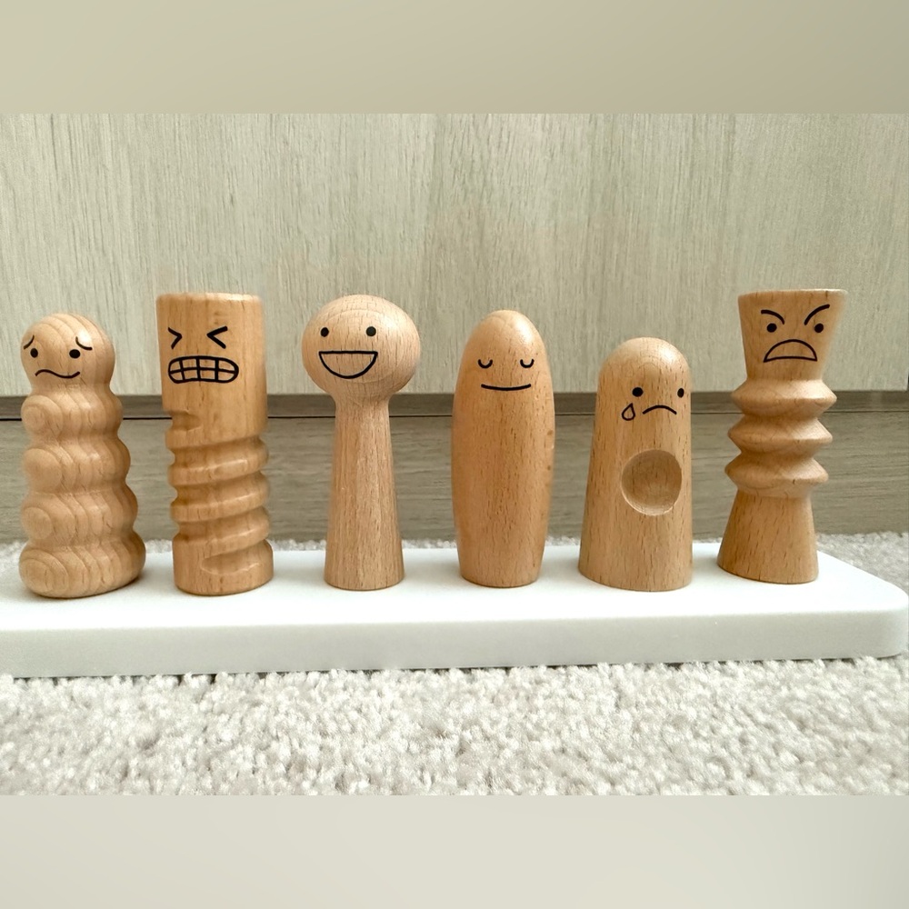 Lovevery Emotions Toy
